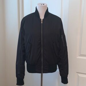 PACSUN BRAND NEW SIZE SMALL ZIPPERED JACKET
